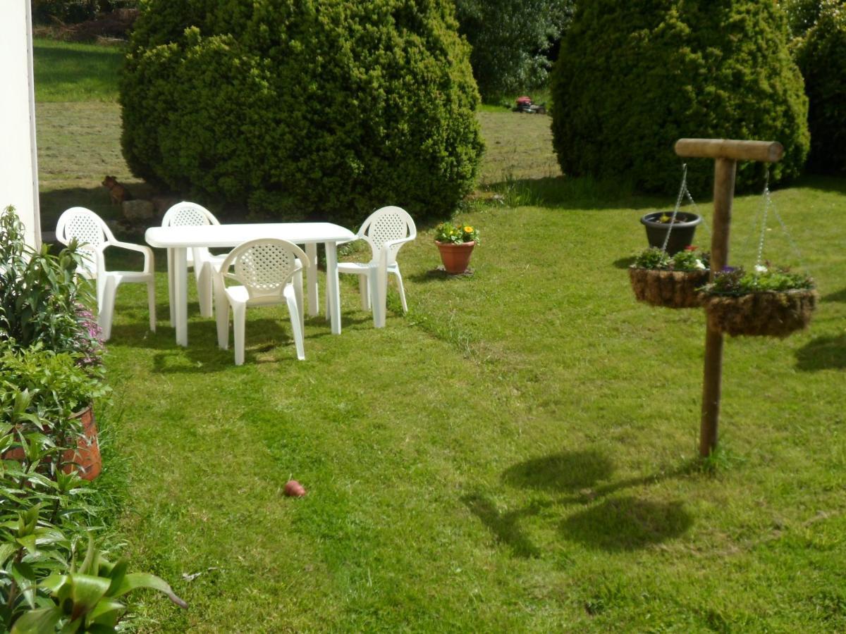 Riverside Bed And Breakfast Huelgoat Exterior photo
